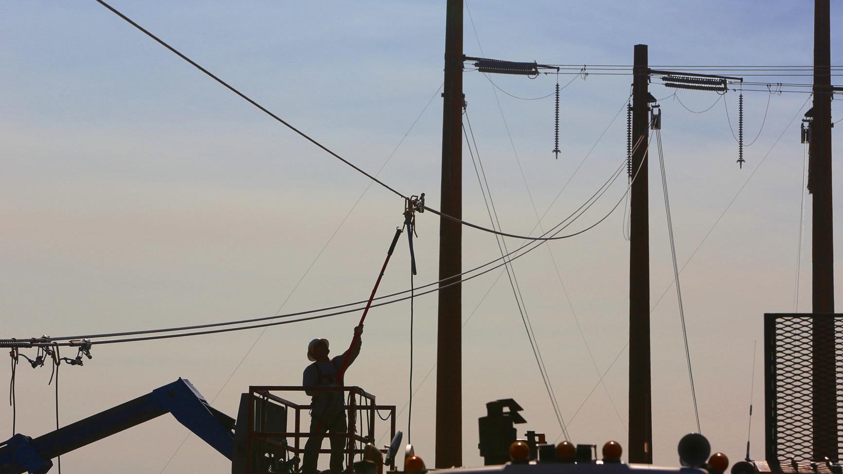 Tucson Electric tax-credit plan would save customers $3 a month